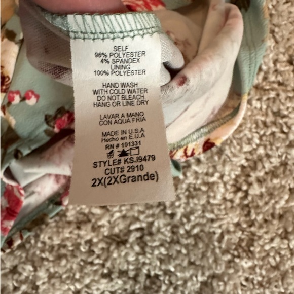 FASHION NOVA - Size 2X - NWT - Never Worn - Floral Romper - Picture 3 of 6